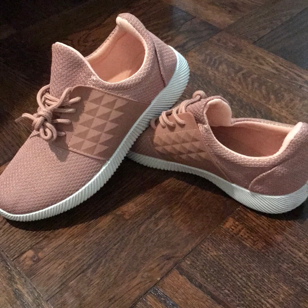 Pink tennis shoes-YOKI BRAND